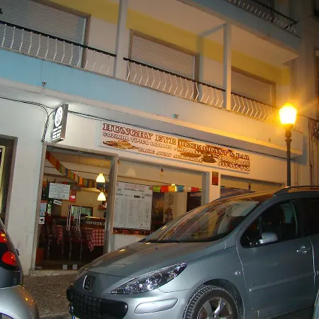 Santo Amaro 112b 2* Lisboa